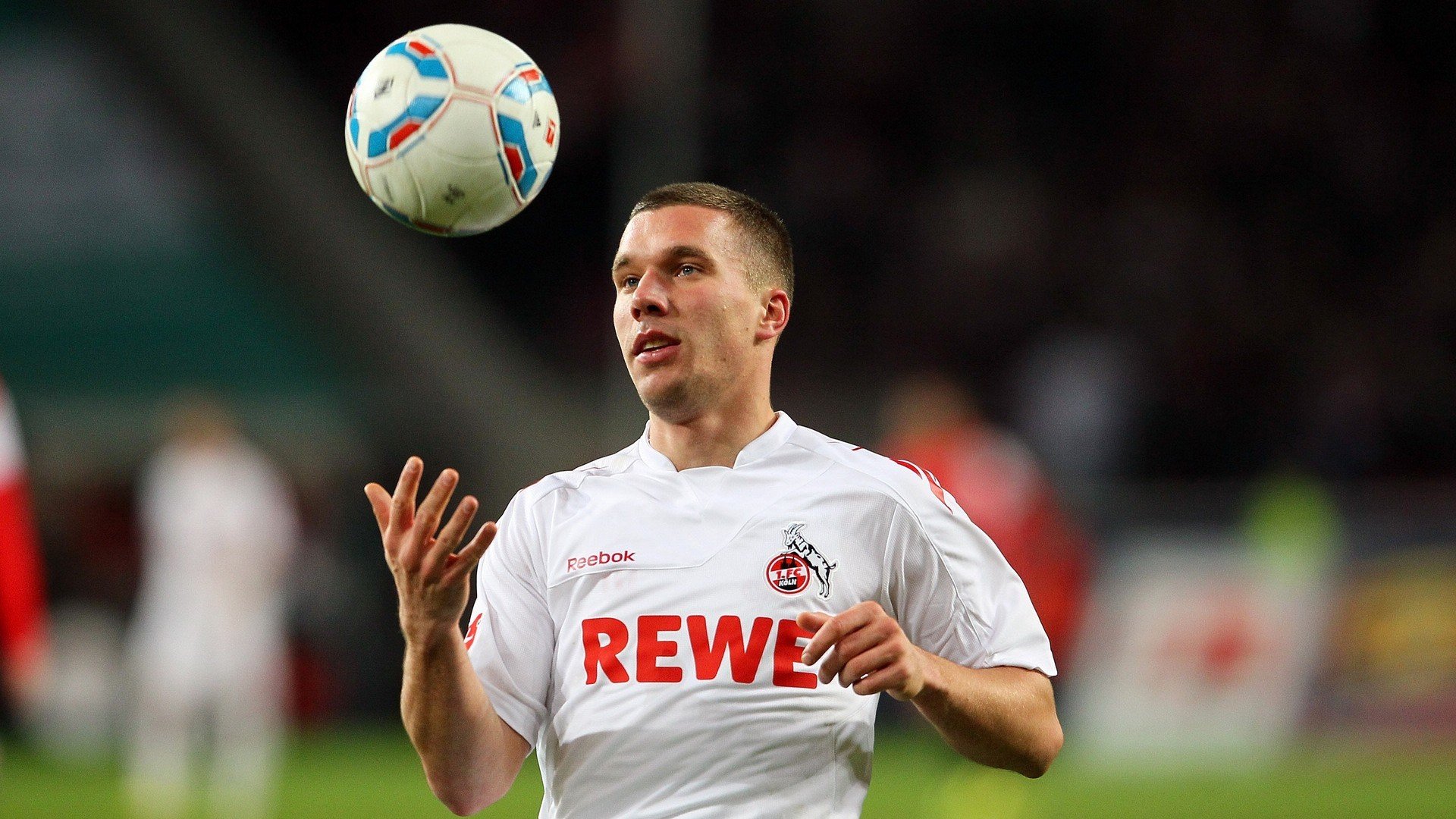 中国足球即将迎来“黄金十年”？专家预测，中国足球是否有未来