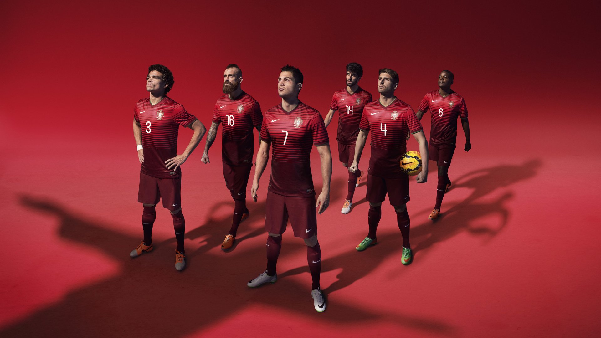 拜仁慕尼黑火力全开，晋级形势一片大好，拜仁慕尼黑现状