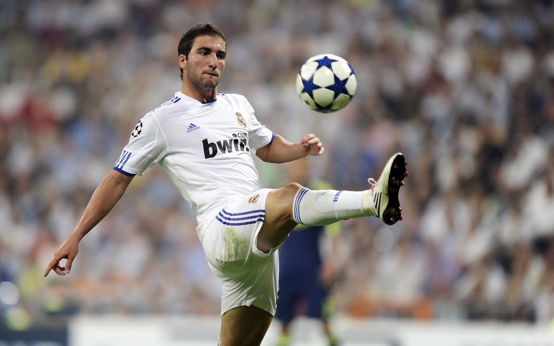 游戏直播平台未来趋势：多元化与智能化，游戏直播市场